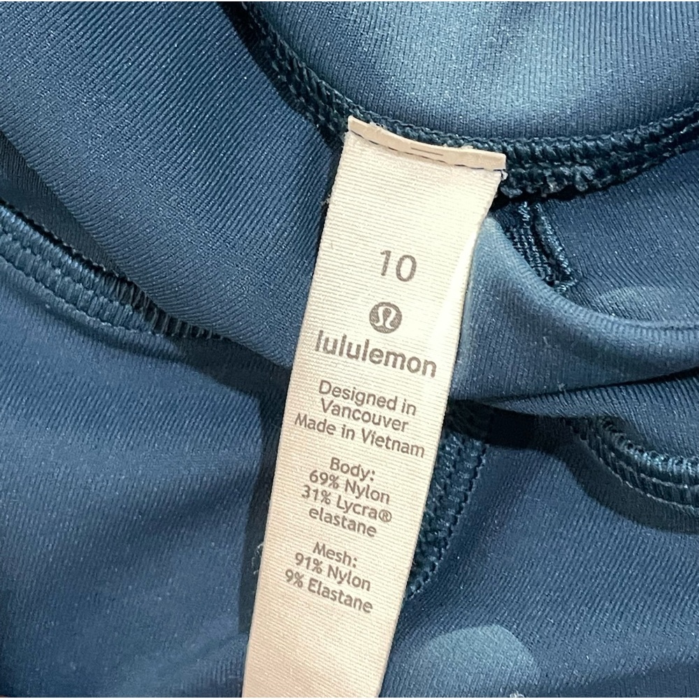 lululemon - Picture 2 of 4